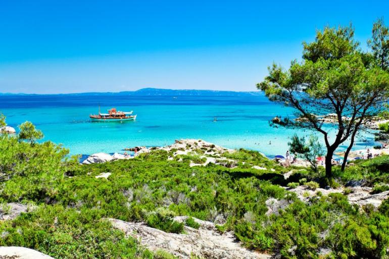 Ζέστη και λίγες βροχές το τριήμερο του Αγίου Πνεύματος – Ξεπέρασε τους 35 βαθμούς η θερμοκρασία την Πέμπτη