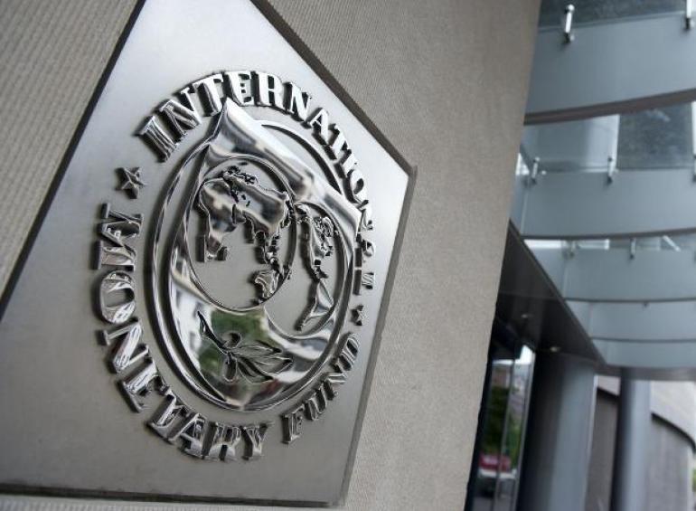 ΔΝΤ: Εύσημα για μείωση χρέους και ανάπτυξη το 2023 - Ανησυχία για την αύξηση στις τιμές των ακινήτων