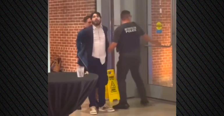 Αιματηρή επίθεση έξω από το Εβραϊκό Μουσείο στην Ουάσινγκτον: Δυο στελέχη της πρεσβείας του Ισραήλ νεκρά