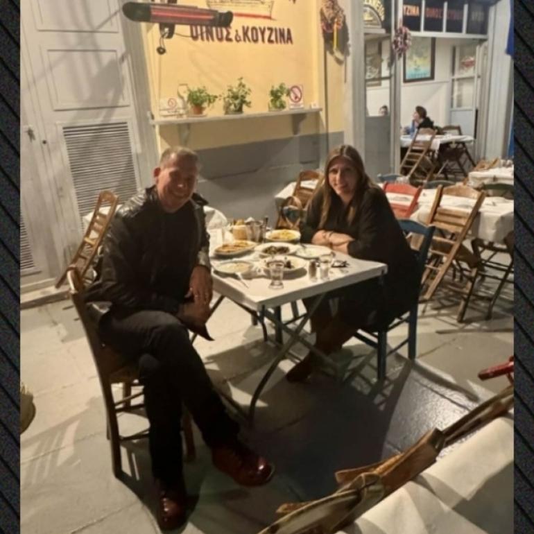 Κοινή έξοδος για Ζωή Κωνσταντοπούλου και Διαμαντή Καραναστάση σε ψαροταβέρνα του Πειραιά