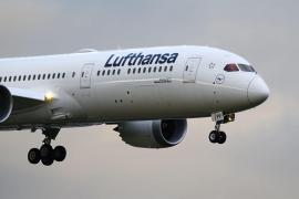 Ακυρώνονται όλες οι πτήσεις της Lufthansa: Απεργούν πιλότοι και αεροσυνοδοί