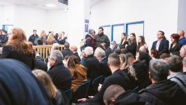 Δίκη των Τεμπών-Αλλάζει η χωρητικότητα της αίθουσας- Φλωρίδης: Οι προτάσεις ελήφθησαν υπόψη, αλλά κάποιοι παρεμποδίζουν τη διεξαγωγή της διαδικασίας