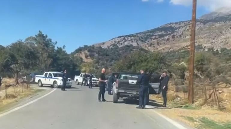 Φρούριο τα Βορίζια για την ανοιχτή κηδεία του 39χρονου στις 14:00 - Μπλόκα και έλεγχοι σε διερχόμενα ΙΧ, δείτε εικόνες