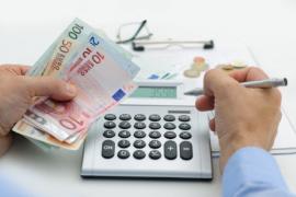 «Καμπάνες» έως 2.500 ευρώ για εκπρόθεσμες βεβαιώσεις αποδοχών – Οι ρυθμίσεις του νέου φορολογικού ν/σ