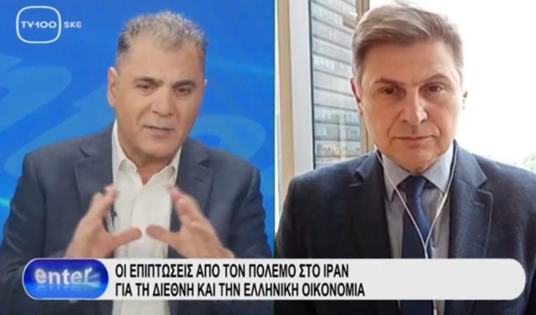 Η αμηχανία του N. Φαραντούρη όταν τον ρώτησε ο Δ. Βενιέρης αν πάει στο ΠΑΣΟΚ