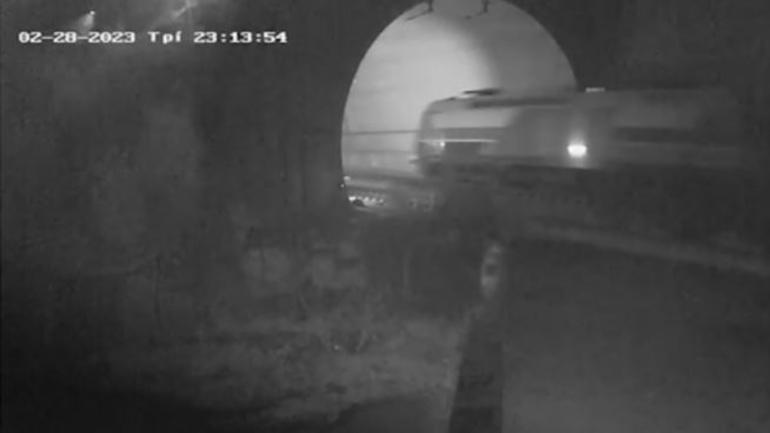 Λάρισα: Αρχίζει η δίκη για τα βίντεο της εμπορικής αμαξοστοιχίας στα Τέμπη