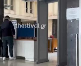 Θεσσαλονίκη: Στα Δικαστήρια ο 19χρονος για τη συμπλοκή στην Καλαμαριά – Είχε εκφράσει πρόθεση να παρουσιαστεί