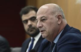 Μαρινάκης σε αγρότες: Στις 3 το μεσημέρι η απάντηση της κυβέρνησης στα αιτήματά τους