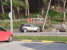 Θεσσαλονίκη: Τζιπ έπεσε πάνω σε κολώνα στους Νέους Επιβάτες (ΦΩΤΟ)