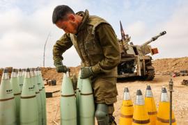 Με αμείωτη ένταση συνεχίζονται βομβαρδισμοί και χερσαίες επιχειρήσεις του Ισραήλ στη Γάζα