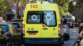 Οικογενειακή τραγωδία στη Λαμία: Μητέρα κρατούσε στην αγκαλιά της πάνω από ένα 24ωρο τον νεκρό γιο της