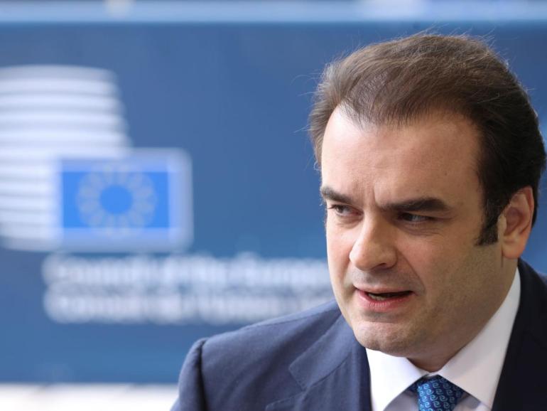 Πόσο θα ωφεληθούν 2,2 εκατ. νοικοκυριά και επιχειρήσεις από τα €2,2 δισ.  της ΔΕΘ-Στις 12 το μεσημέρι οι ανακοινώσεις Πιερρακάκη
