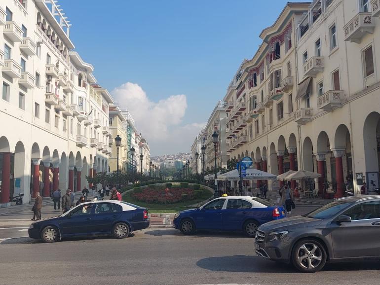 Χωρίς ταξί σήμερα η Θεσσαλονίκη – Κατεβαίνουν Αθήνα για διαμαρτυρία