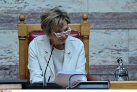 Όλγα Γεροβασίλη για επεισόδιο Βελόπουλου – Καιρίδη: Η πολιτική δεν ασκείται ούτε με ύβρεις, ούτε με χυδαίους υπαινιγμούς