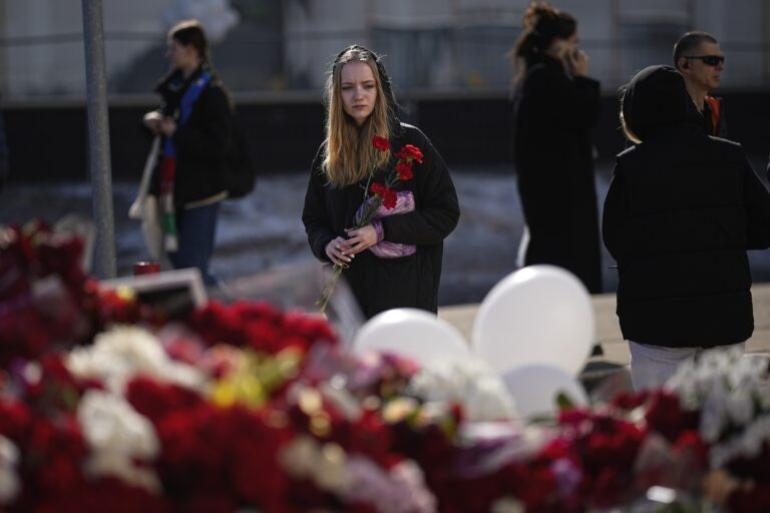 Μακελειό στη Μόσχα: Έφτασαν τους 143 οι νεκροί από την τρομοκρατική επίθεση