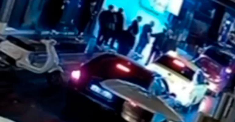 Πυροβολισμοί στο Γκάζι: Συνελήφθη ο συνεργός του πιστολέρο για την επίθεση κατά των Κρητικών