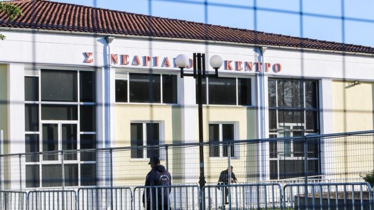 Δίκη Τεμπών: Πράσινο φως για έρευνα στο κινητό του σταθμάρχη