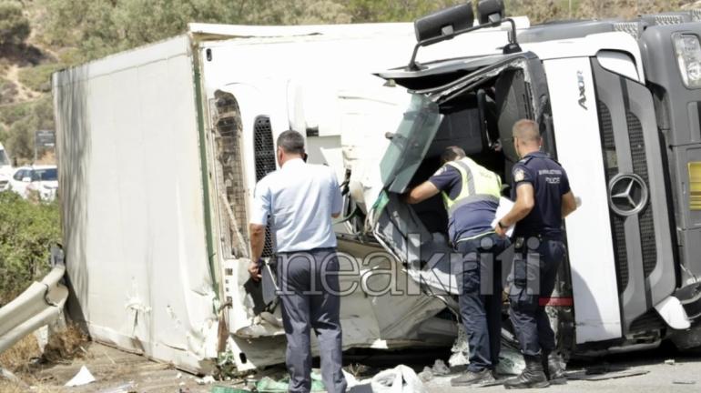 Κρήτη: Νεκρός 25χρονος οδηγός στον ΒΟΑΚ - Ντεραπάρισε το φορτηγό του