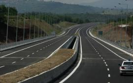 Έκλεισε η Εγνατία Οδός και στα δύο ρεύματα λόγω διαρροής πετρελαίου – Ουρές χιλιομέτρων από τα ακινητοποιημένα οχήματα