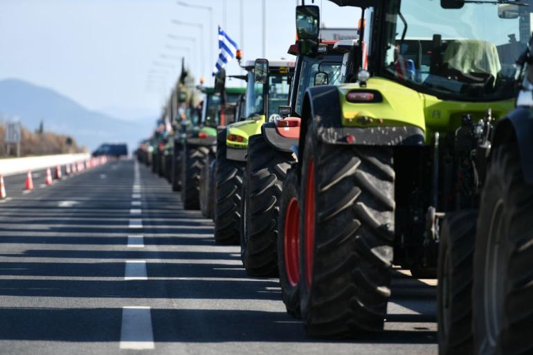 Σήμερα η κρίσιμη πανελλαδική σύσκεψη των αγροτών στα Μάλγαρα – Στο τραπέζι μέχρι και η κάθοδος με τρακτέρ στην Αθήνα