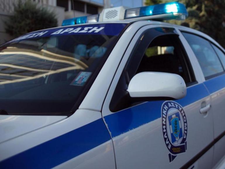 Θεσσαλονίκη: 27χρονος έκρυβε μετανάστες στο πορτ μπαγκάζ κλεμμένου αυτοκινήτου
