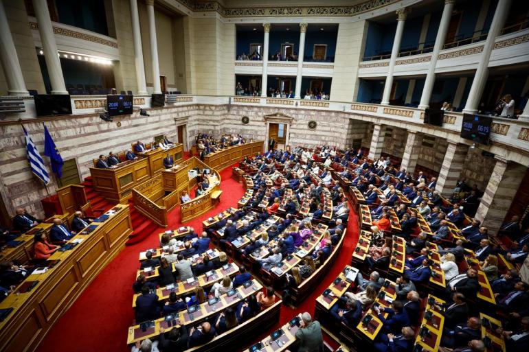 Κατατέθηκε η πρόταση δυσπιστίας κατά της κυβέρνησης
