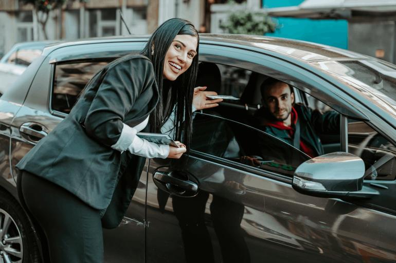 Η auteco ΚΤΕΟ διένειμε δωρεάν Alco-Selftest και  ενημερωτικά φυλλάδια ενόψει της πασχαλινής εξόδου, σε Αθήνα – Πειραιά – Θεσσαλονίκη