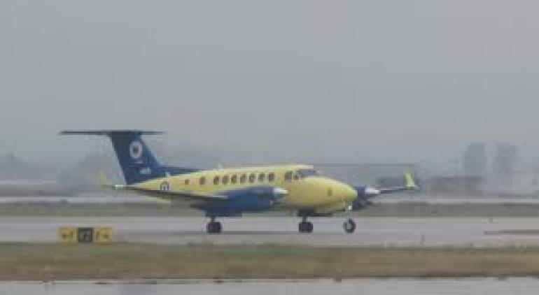 Προσγειώθηκε στη Θεσσαλονίκη το αεροσκάφος με τους δύο τραυματίες οπαδούς του ΠΑΟΚ