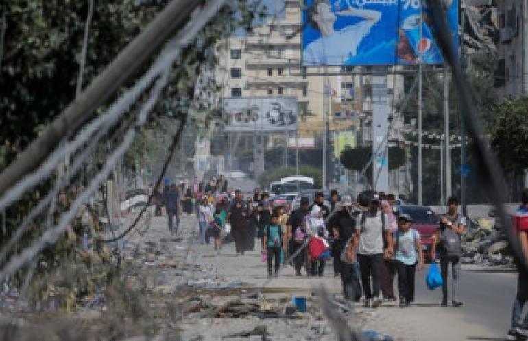 Γάζα: 37 νεκροί σε ισραηλινό πλήγμα σε σχολείο όπου στεγάζονταν πρόσφυγες