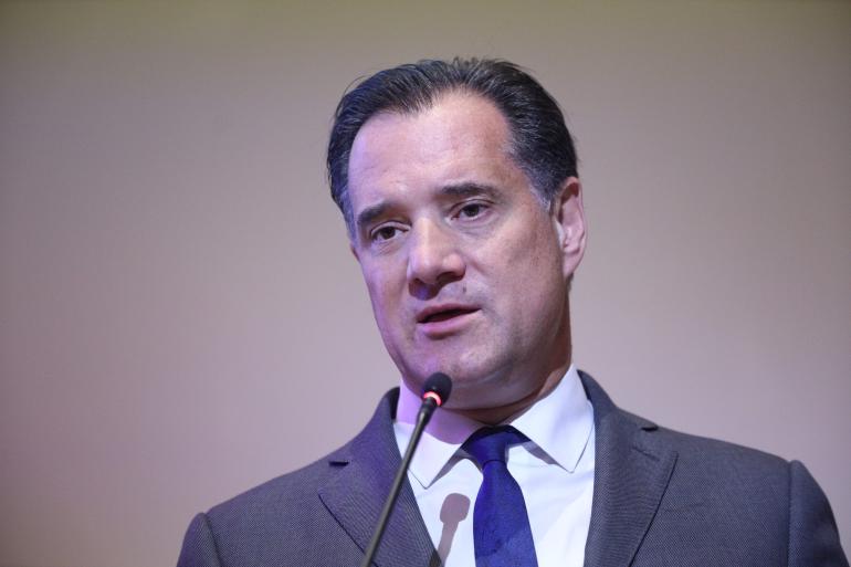 Γεωργιάδης σε Καρυστιανού: Οι συγγενείς των θυμάτων χρήζουν σεβασμού