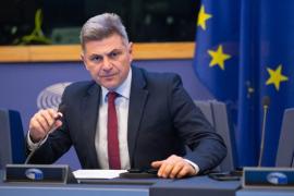 Φαραντούρης τείνει χείρα στην Καρυστιανού: «Δεν με αφήνει αδιάφορο όποιος έχει να προτείνει κάτι για τα προβλήματα του τόπου»