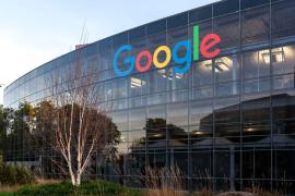 Πρόστιμο 890 εκατ. ευρώ στη Google από την ΕΕ για παραβίαση των κανόνων ανταγωνισμού