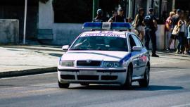 Θεσσαλονίκη: Συνελήφθη οδηγός που μετέφερε παράνομα μετανάστες με ΙΧ - Πάτησε γκάζι και προσπάθησε να αποφύγει τον έλεγχο