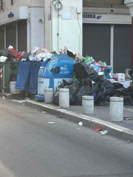 Εισαγγελική έρευνα για τα σκουπίδια σε δρόμους του δήμου Θεσσαλονίκης