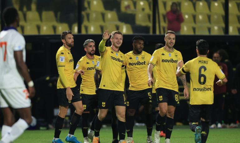 Αρης - Athens Kallithea 2-0: Τέταρτη σερί νίκη και ταβάνι δεν έχει!