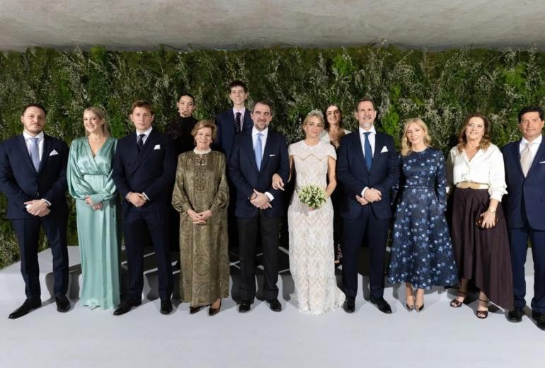 Παύλος, Νικόλαος, Φίλιππος και τα υπόλοιπα μέλη της οικογένειας έλαβαν κι επίσημα το επώνυμο Ντε Γκρες