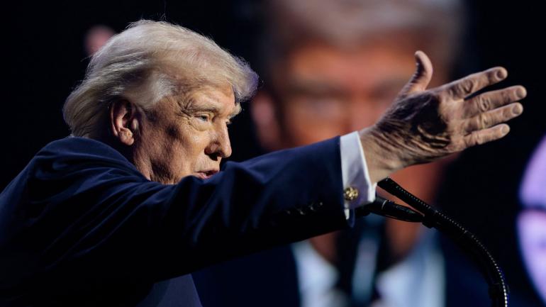 Τραμπ: Έχουμε τον πλήρη έλεγχο στα Στενά του Ορμούζ - Θα πυροβολούμε τα πλοία που τοποθετούν νάρκες