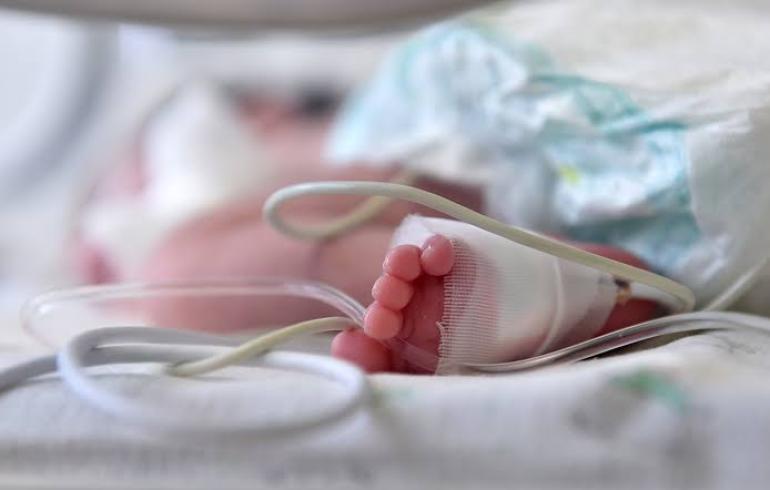 Για πρώτη φορά ευθανασία σε παιδί δύο ετών στην Ολλανδία: Πώς ελήφθη η απόφαση, τι αναφέρει το νομικό πλαίσιο
