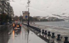 Σάκης Αρναούτογλου: Έρχονται δυνατές βροχές και χιόνια στη Θεσσαλονίκη