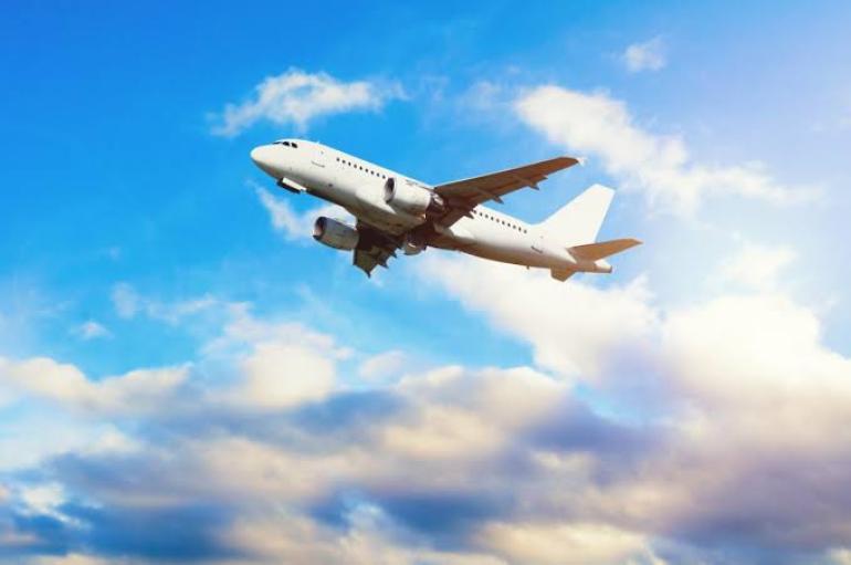 Εννέα τραυματίες από ισχυρές αναταράξεις σε πτήση Μεντεγίν - Νέα Υόρκη: Έκανε αναγκαστική προσγείωση στο Μαϊάμι