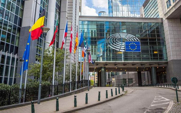 Κομισιόν: Σταθερή και συστηματική η πρόοδος της Ελλάδας σε ζητήματα κράτους δικαίου