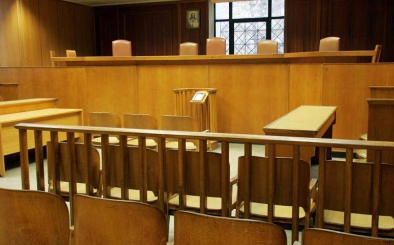 Θεσσαλονίκη: Αθωώθηκαν οκτώ υπάλληλοι και πρώην μέλη διοίκησης ιδρύματος για τους αλλεπάλληλους τραυματισμούς 21χρονου ΑμεΑ πριν τον θάνατό του