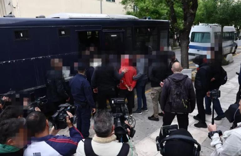 Δολοφονία Λυγγερίδη: Ποινική δίωξη για εγκληματική οργάνωση και ανθρωποκτονία στους 67 συλληφθέντες