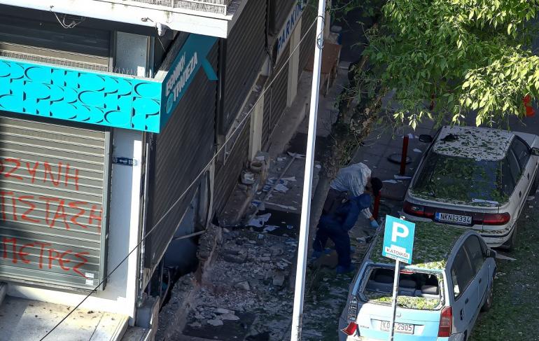 Θεσσαλονίκη: “Είχαμε στόχο τα ΑΤΜ, δεν πέθανε τζάμπα αφού πληρώθηκε”: Οι απολογίες στη δίκη για την έκρηξη έξω από τράπεζα με μία νεκρή