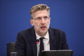 Ο Σκέρτσος μιλάει για την απώλεια του αδελφού του και το δράμα των Τεμπών – “Είμαστε πρώτα άνθρωποι”