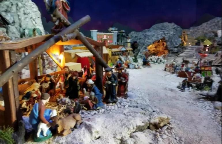 Τρεις παραδοσιακές χριστουγεννιάτικες φάτνες - αξιοθέατα στη Ρόδο που λειτουργούν επί δεκαετίες