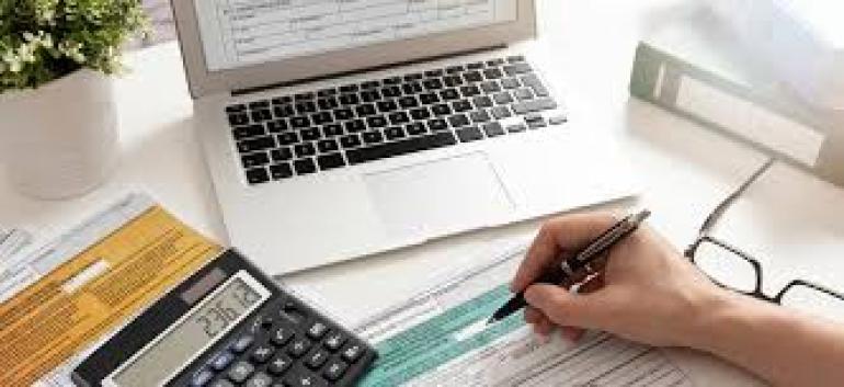 Ρεκόρ στην υποβολή φορολογικών δηλώσεων: Κατατέθηκε το 46,5% μέσα σε 43 ημέρες