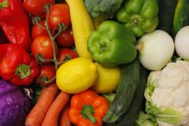 Ελαιόλαδο, ζωμός οστών και κομπούχα: Μύθοι και αλήθειες για τις τροφές που βελτιώνουν την υγεία του εντέρου