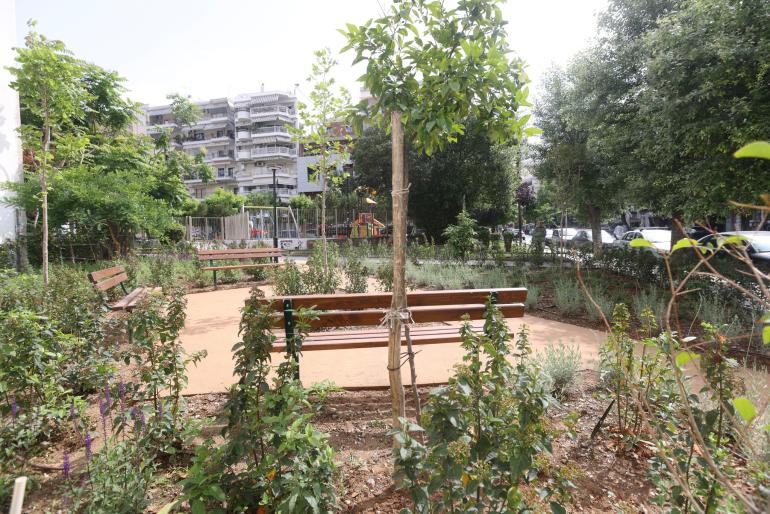 Εγκαινιάστηκε το πάρκο τσέπης στην οδό Αμφιπόλεως