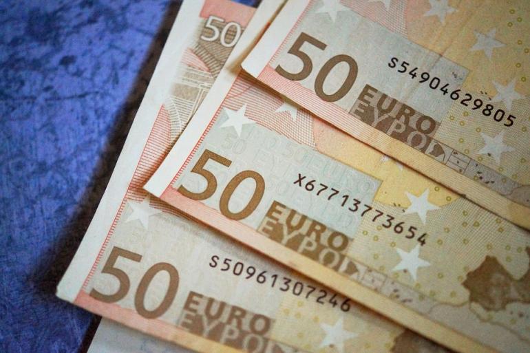 Αλεξανδρούπολη: Συνελήφθη με πλαστά χαρτονομίσματα των 50 ευρώ